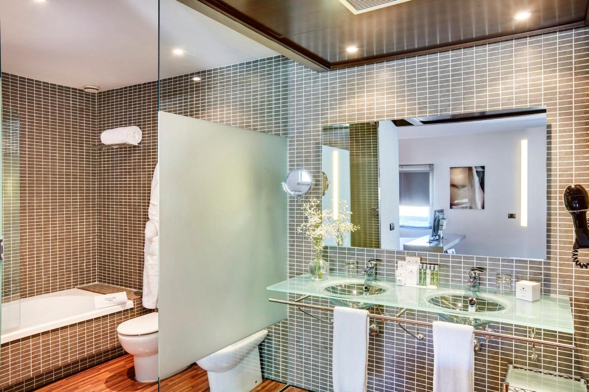 Hotel Sercotel Ciutat D'Alcoi ภายนอก รูปภาพ